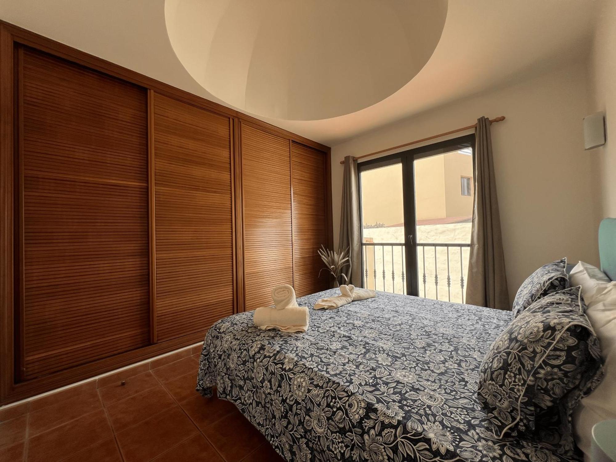 קורלחו Olympia House Lovely, Close To Town And Beaches With Private Pool & Fast Wifi מראה חיצוני תמונה