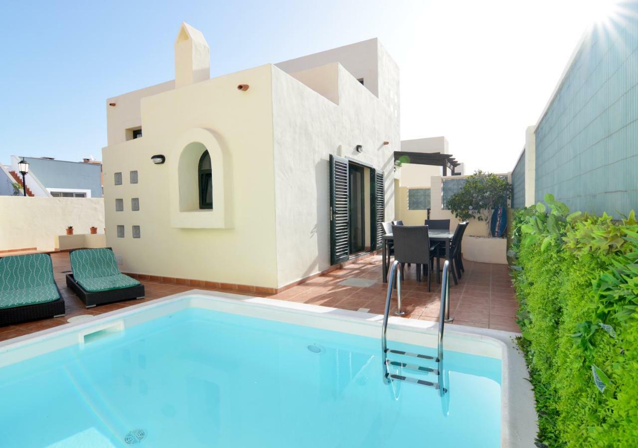 קורלחו Olympia House Lovely, Close To Town And Beaches With Private Pool & Fast Wifi מראה חיצוני תמונה